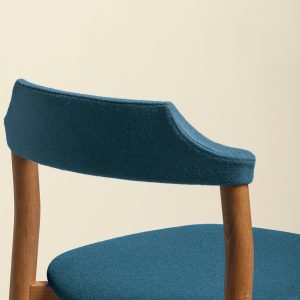 Yumi 3.02.0 Stool