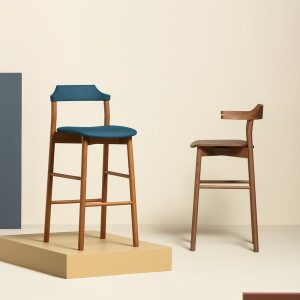 Yumi 3.02.0 Stool